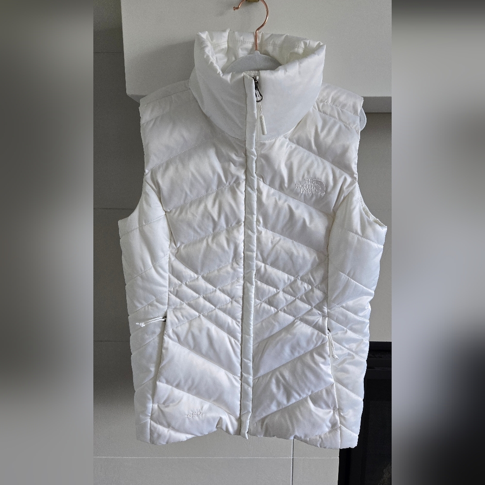 The North Face Women's White Puffer Vest